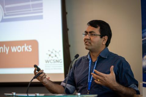 10-Dinesh speaking.jpg 